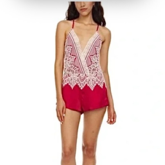 NWTAnthropologie x Flora Nikrooz Red Lace Trim Romper - Picture 1 of 4